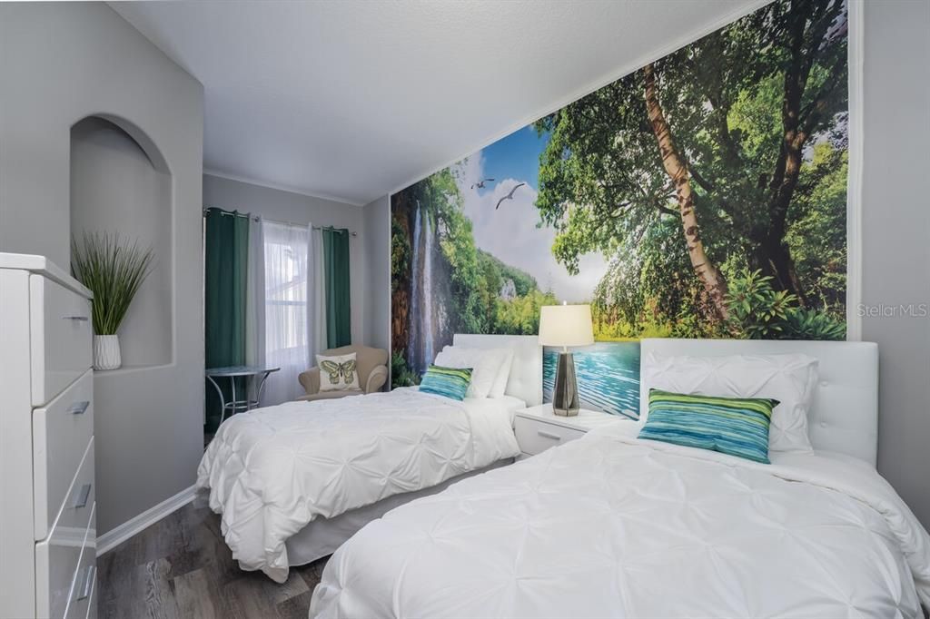 For Sale: $384,999 (4 beds, 3 baths, 1762 Square Feet)