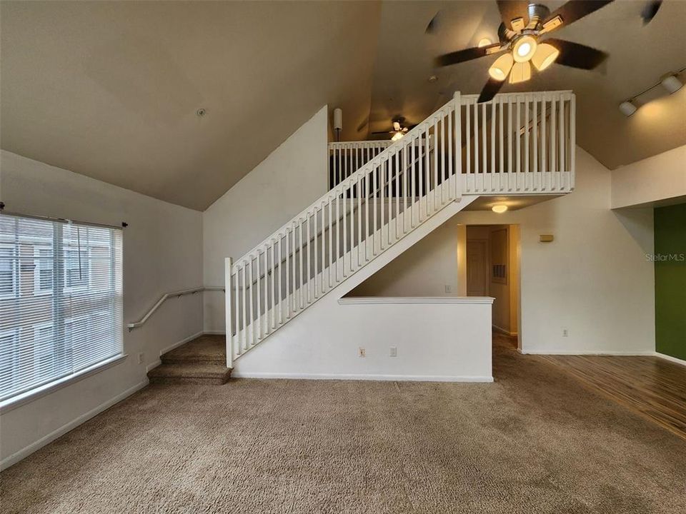 For Rent: $1,799 (2 beds, 2 baths, 1255 Square Feet)