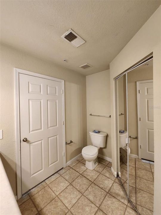 For Rent: $1,799 (2 beds, 2 baths, 1255 Square Feet)