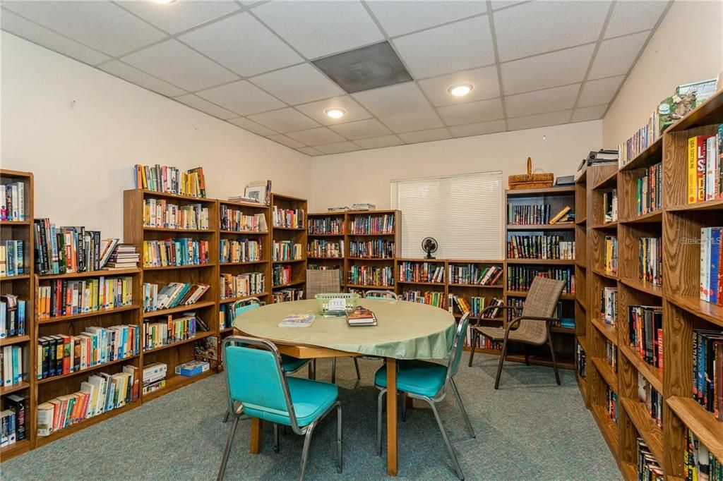 For Sale: $264,900 (2 beds, 2 baths, 1280 Square Feet)