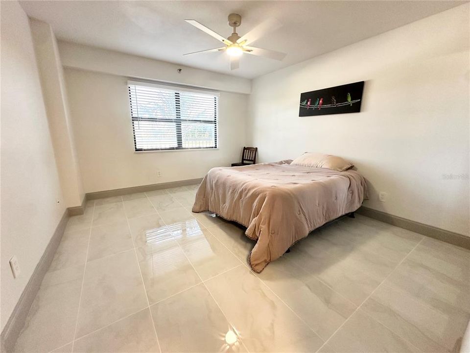 For Sale: $264,900 (2 beds, 2 baths, 1280 Square Feet)