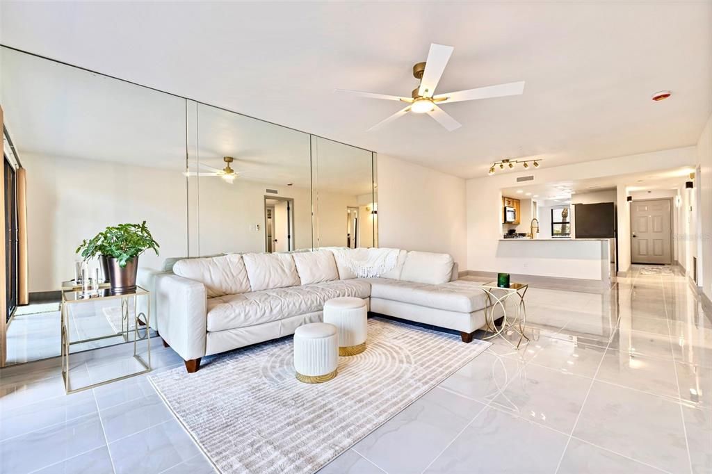 For Sale: $264,900 (2 beds, 2 baths, 1280 Square Feet)