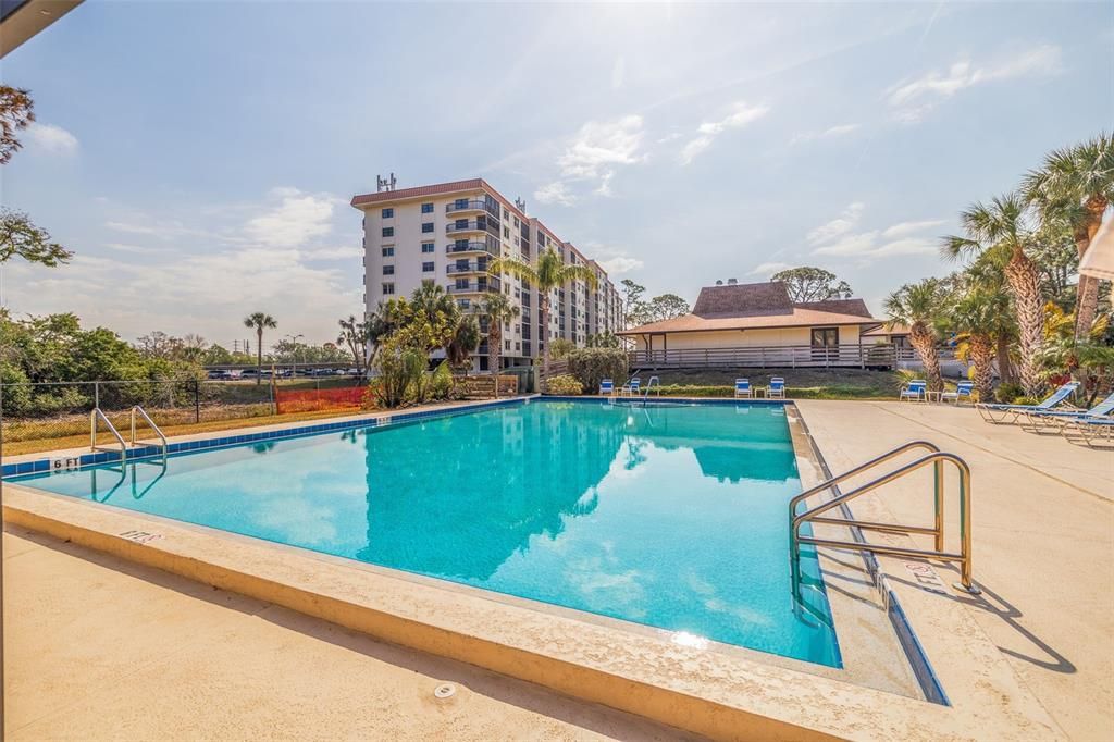 For Sale: $264,900 (2 beds, 2 baths, 1280 Square Feet)