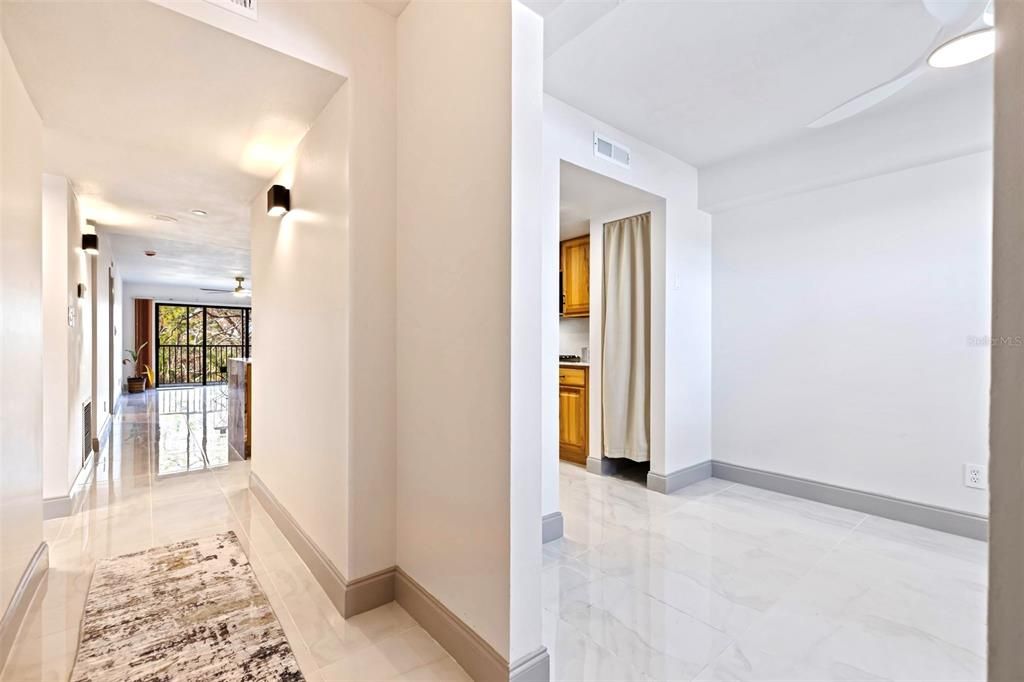 For Sale: $264,900 (2 beds, 2 baths, 1280 Square Feet)