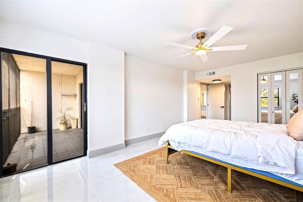 For Sale: $264,900 (2 beds, 2 baths, 1280 Square Feet)