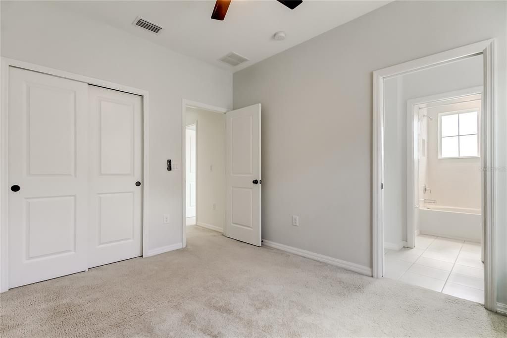 Active With Contract: $2,800 (3 beds, 2 baths, 1872 Square Feet)