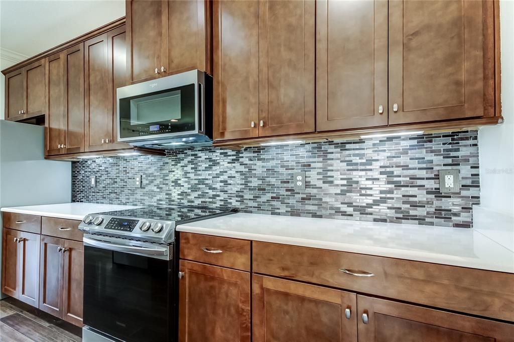 Active With Contract: $2,800 (3 beds, 2 baths, 1872 Square Feet)