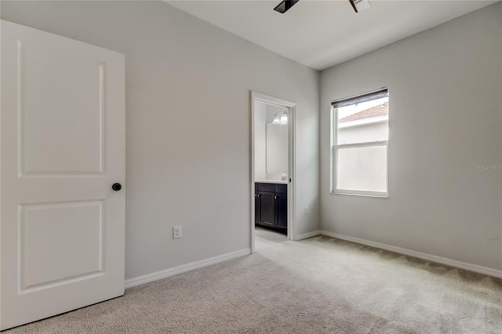 Active With Contract: $2,800 (3 beds, 2 baths, 1872 Square Feet)