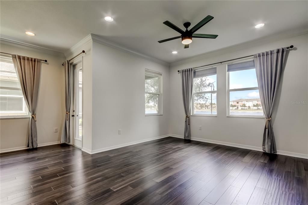 Active With Contract: $2,800 (3 beds, 2 baths, 1872 Square Feet)