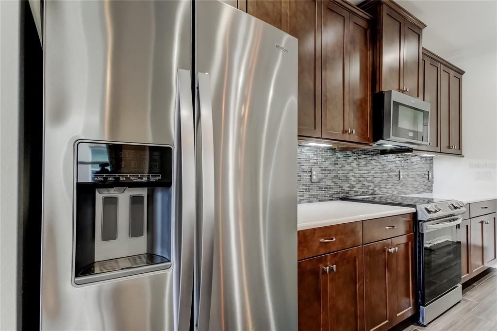 Active With Contract: $2,800 (3 beds, 2 baths, 1872 Square Feet)