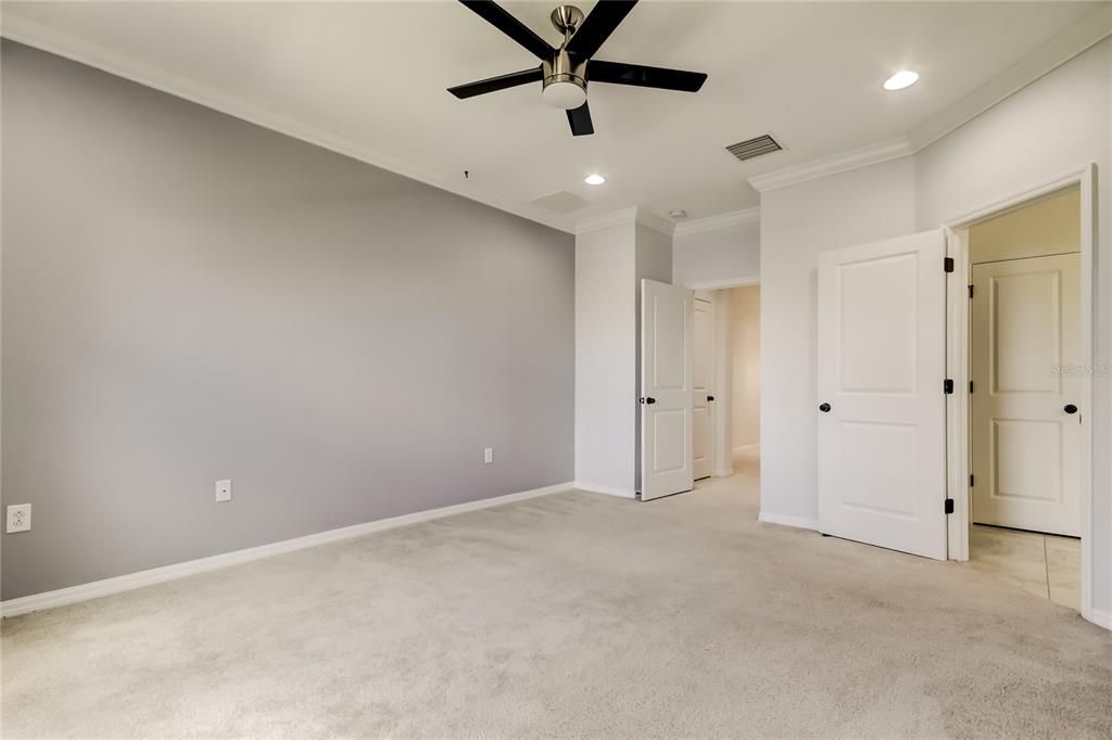 Active With Contract: $2,800 (3 beds, 2 baths, 1872 Square Feet)