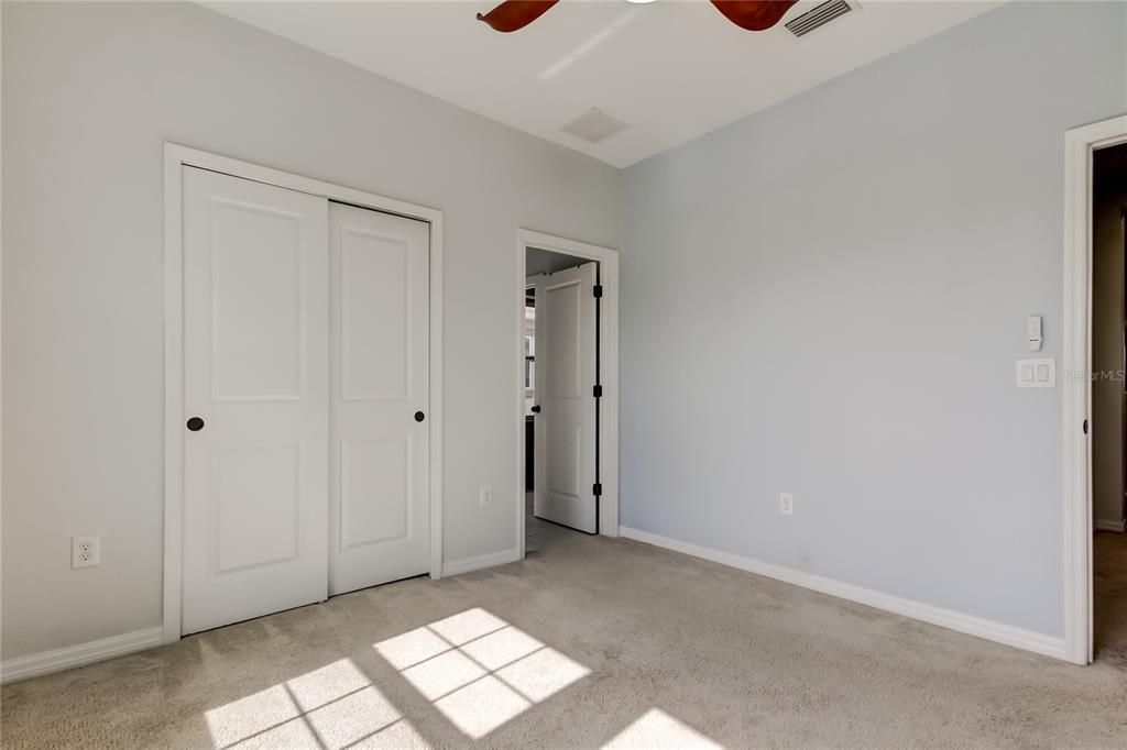Active With Contract: $2,800 (3 beds, 2 baths, 1872 Square Feet)