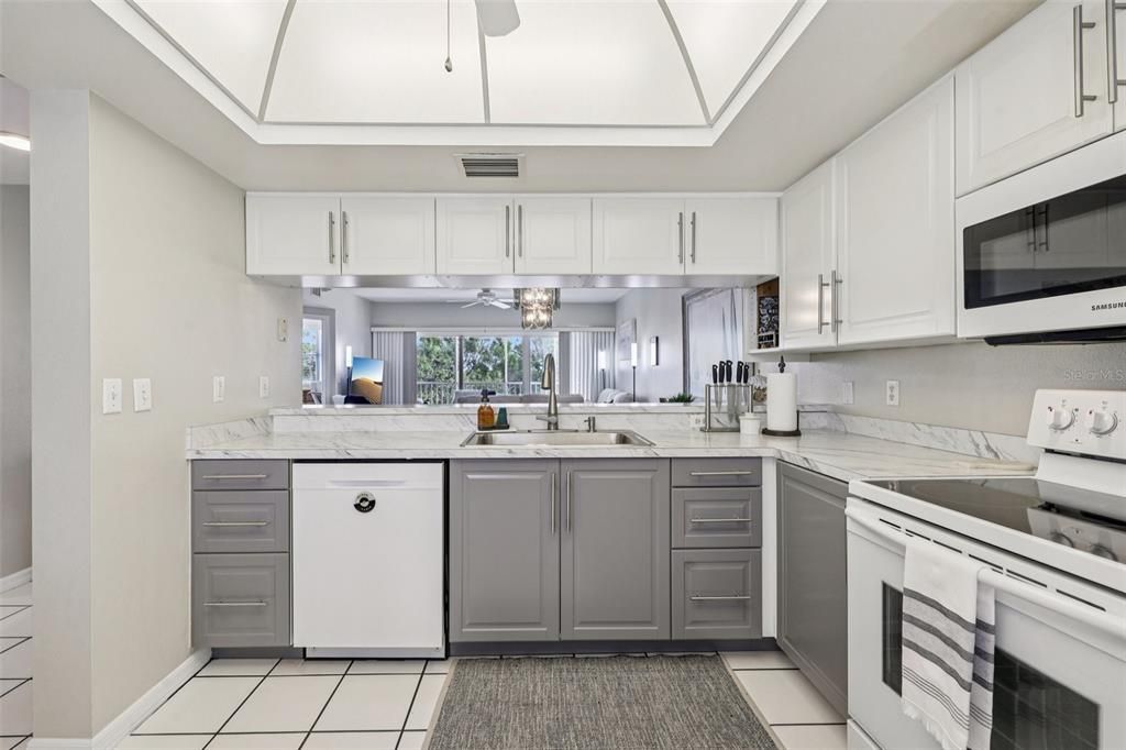 En Venta: $299,900 (2 camas, 2 baños, 1205 Pies cuadrados)