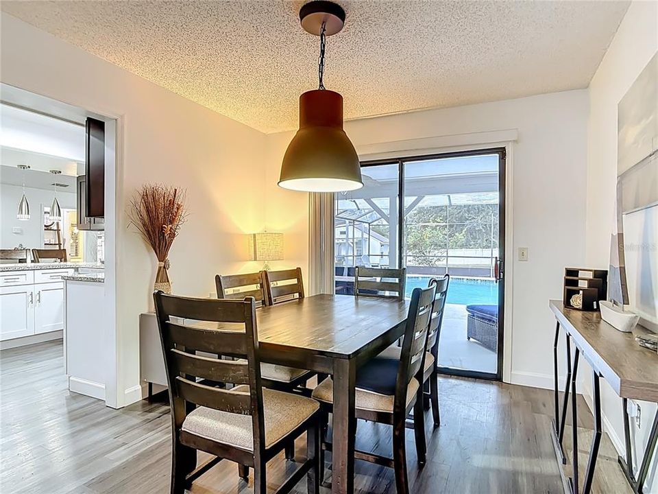 En Venta: $595,000 (3 camas, 2 baños, 1764 Pies cuadrados)