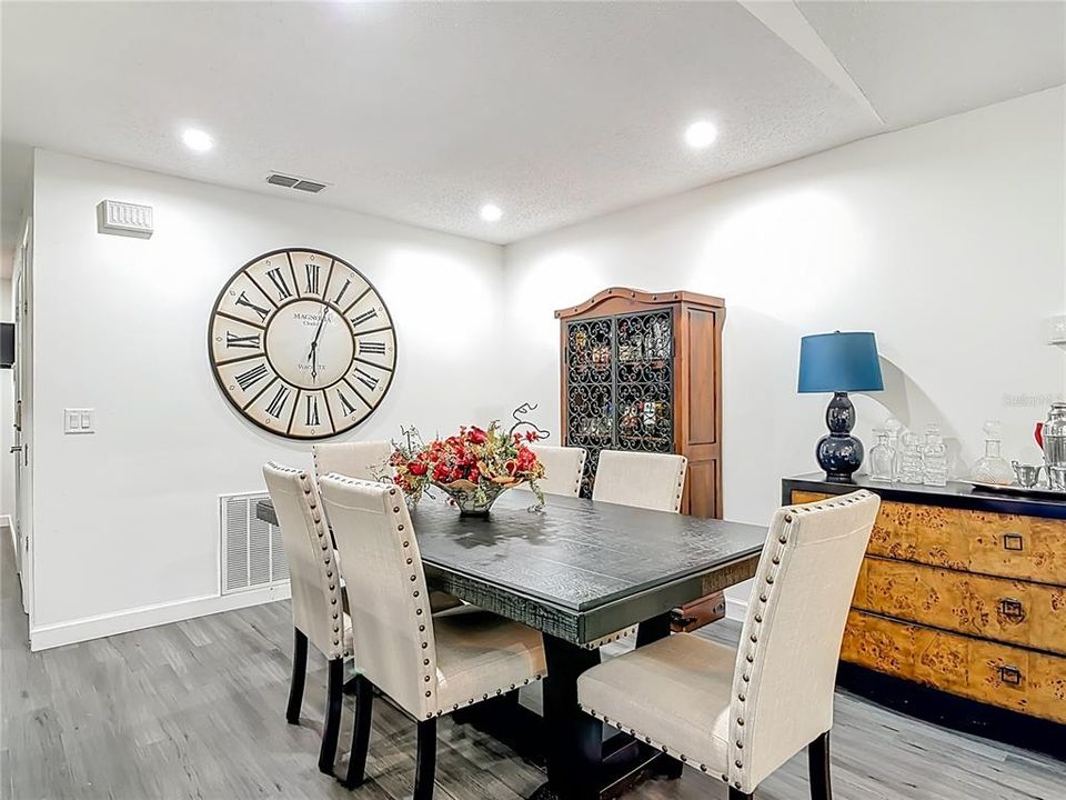 En Venta: $595,000 (3 camas, 2 baños, 1764 Pies cuadrados)