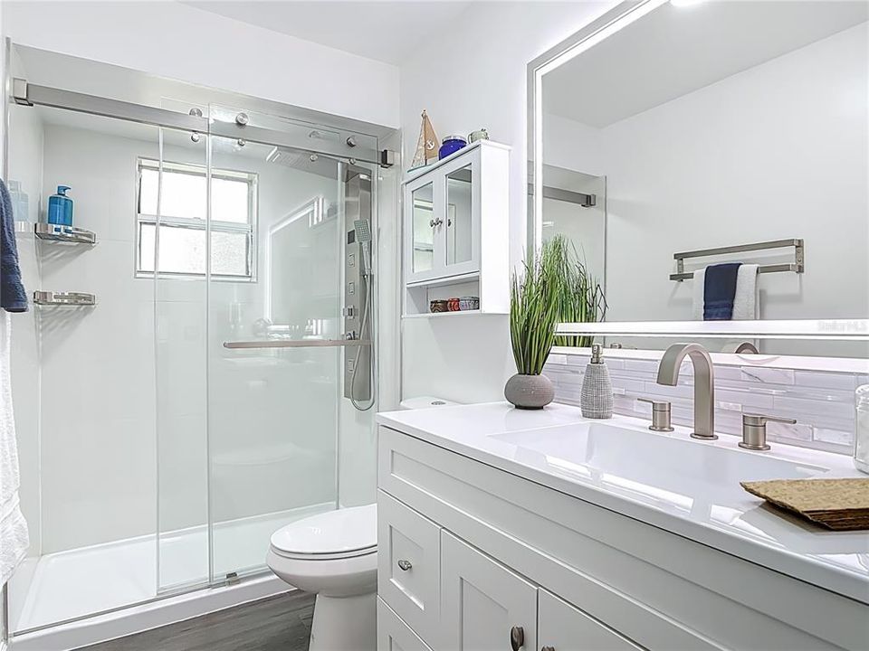 En Venta: $595,000 (3 camas, 2 baños, 1764 Pies cuadrados)