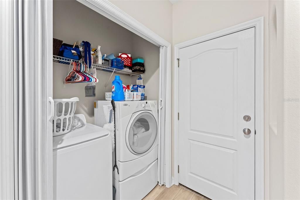 Active With Contract: $250,000 (3 beds, 2 baths, 15535 Square Feet)