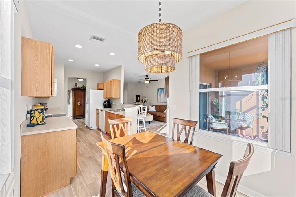 Active With Contract: $250,000 (3 beds, 2 baths, 15535 Square Feet)