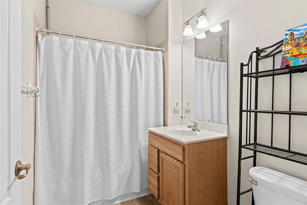 Active With Contract: $250,000 (3 beds, 2 baths, 15535 Square Feet)