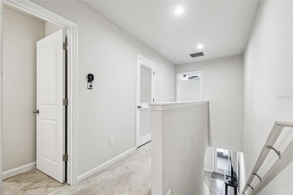 待售: $299,900 (3 贝兹, 2 浴室, 1440 平方英尺)