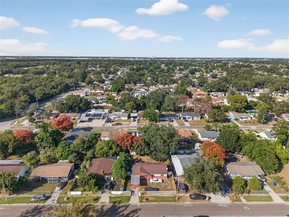 合同活跃: $235,000 (3 贝兹, 1 浴室, 1101 平方英尺)