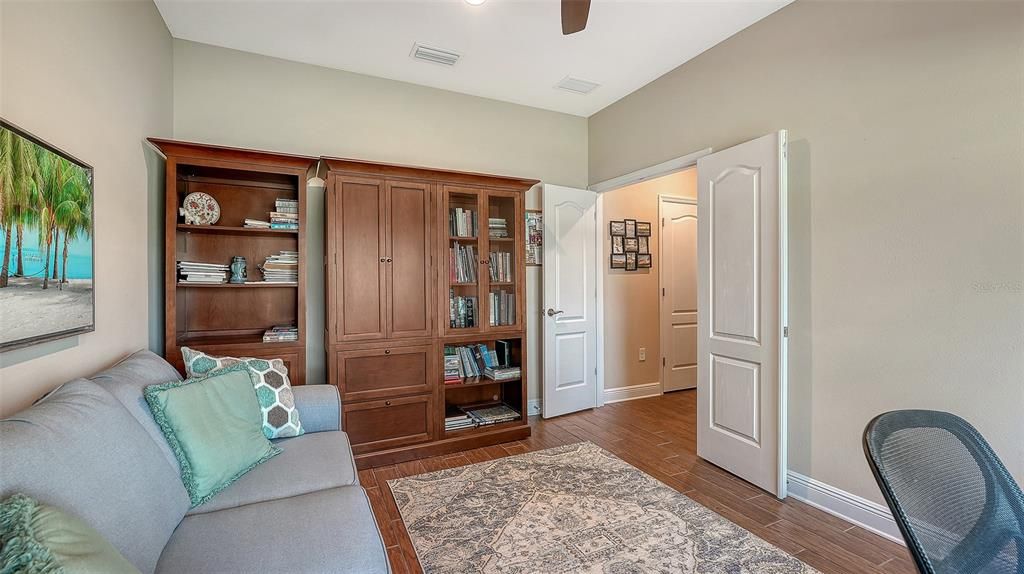 For Sale: $675,000 (4 beds, 3 baths, 3032 Square Feet)