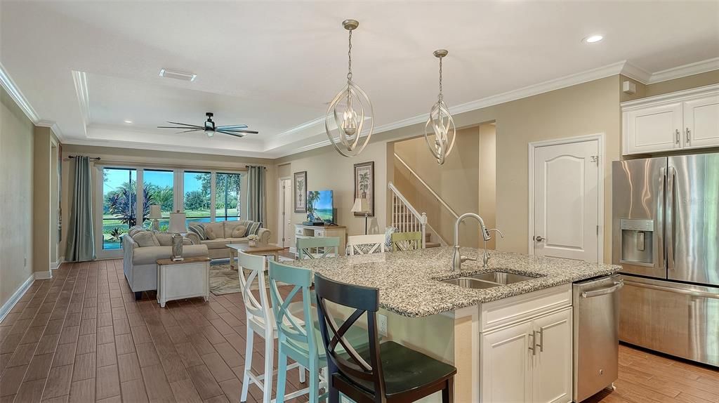 For Sale: $675,000 (4 beds, 3 baths, 3032 Square Feet)