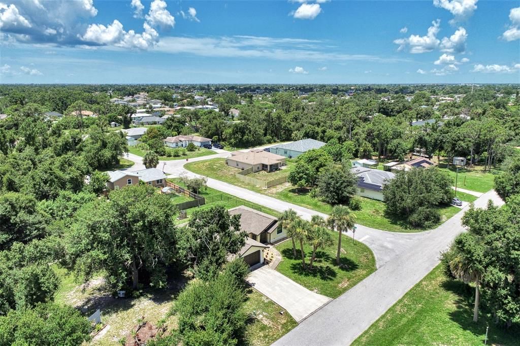 For Sale: $299,700 (3 beds, 2 baths, 1619 Square Feet)