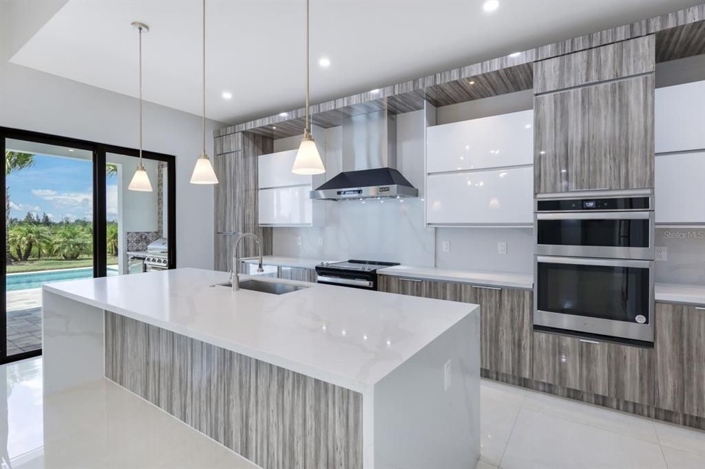 待售: $679,800 (3 贝兹, 2 浴室, 1924 平方英尺)