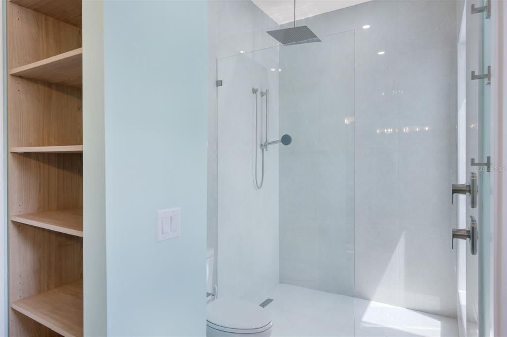 待售: $679,800 (3 贝兹, 2 浴室, 1924 平方英尺)