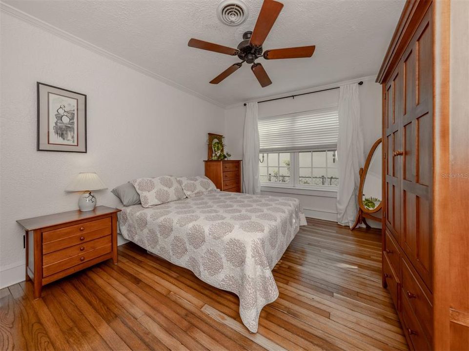 For Sale: $1,195,000 (4 beds, 3 baths, 3048 Square Feet)