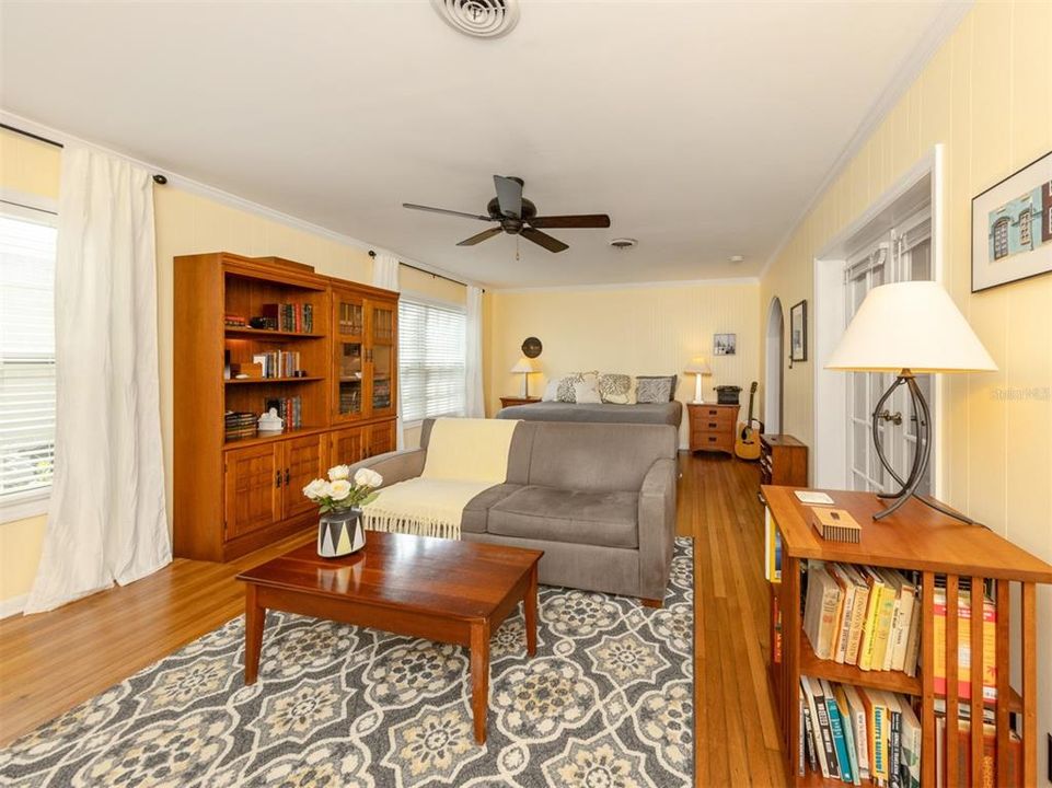 For Sale: $1,195,000 (4 beds, 3 baths, 3048 Square Feet)