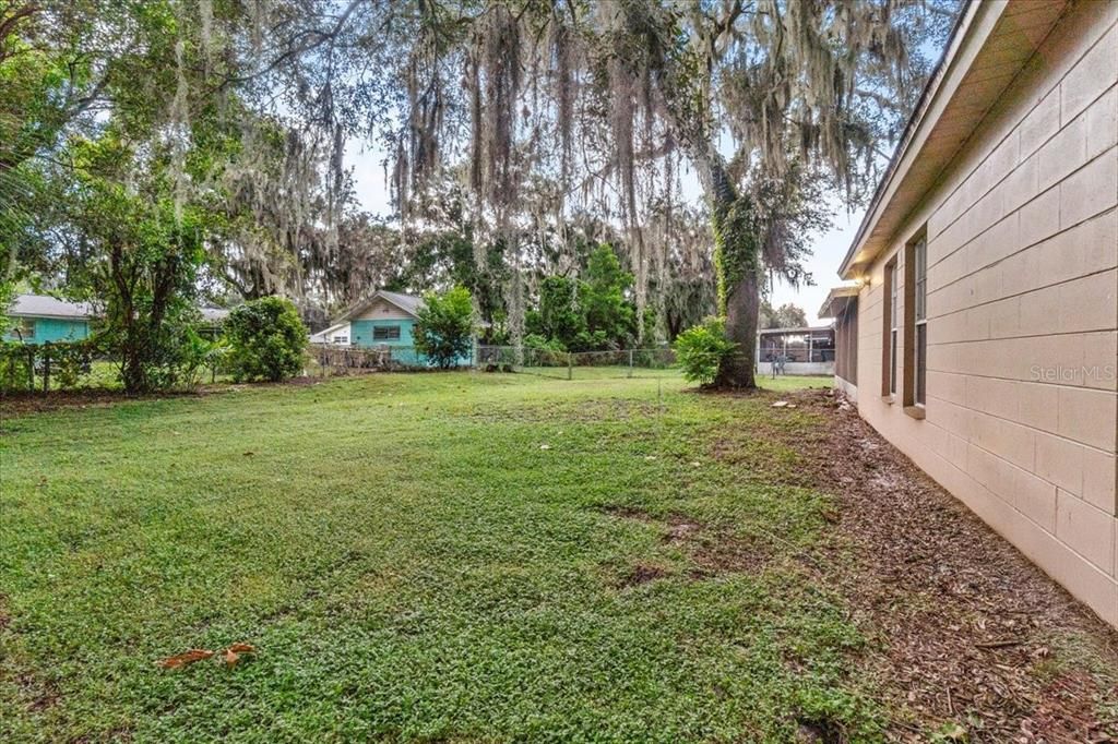 Activo con contrato: $259,000 (3 camas, 2 baños, 1211 Pies cuadrados)