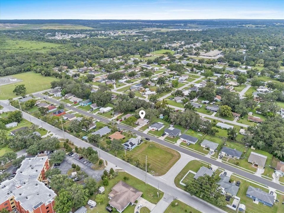 Activo con contrato: $259,000 (3 camas, 2 baños, 1211 Pies cuadrados)