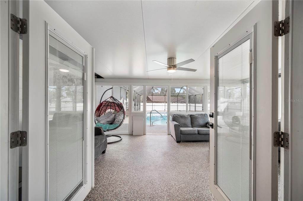 На продажу: $369,000 (3 спален, 2 ванн, 1491 Квадратных фут)