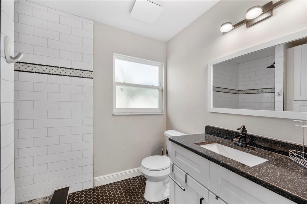 На продажу: $369,000 (3 спален, 2 ванн, 1491 Квадратных фут)