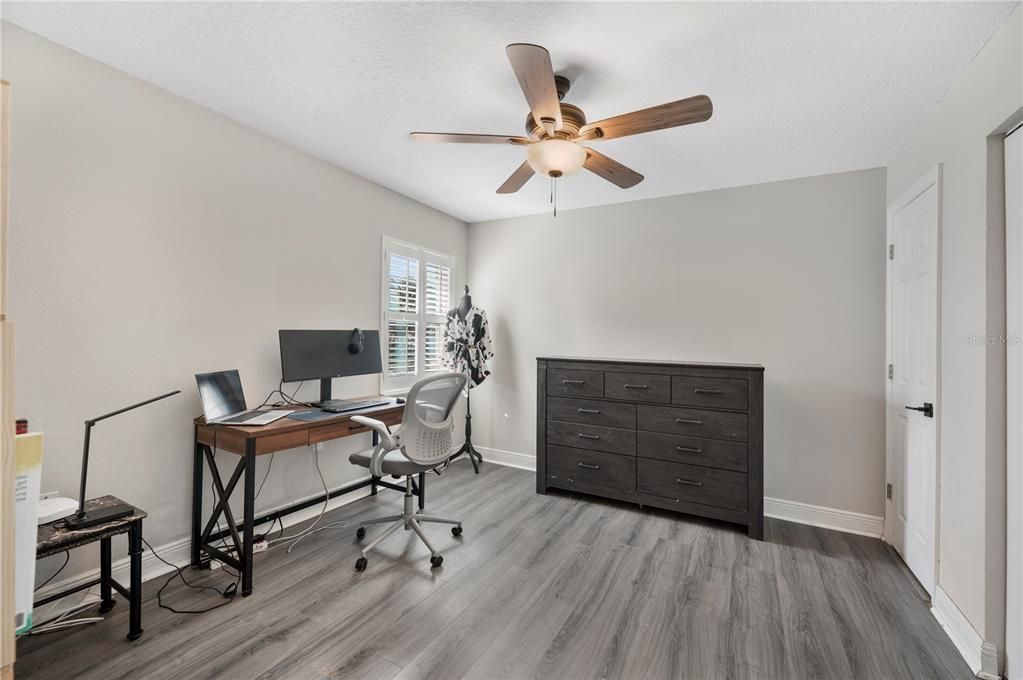 На продажу: $369,000 (3 спален, 2 ванн, 1491 Квадратных фут)