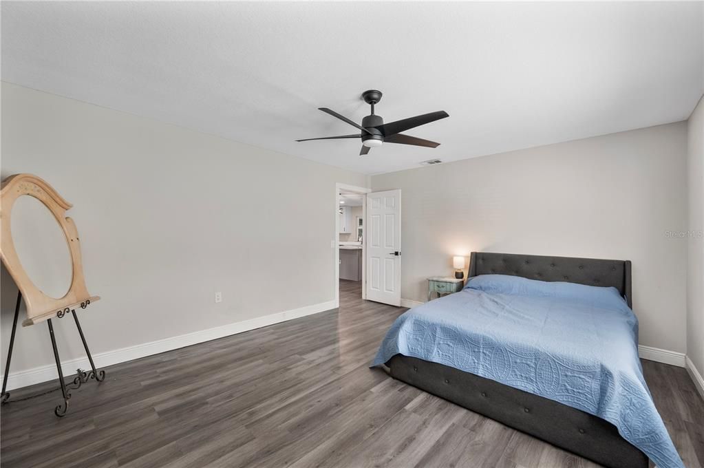 На продажу: $369,000 (3 спален, 2 ванн, 1491 Квадратных фут)