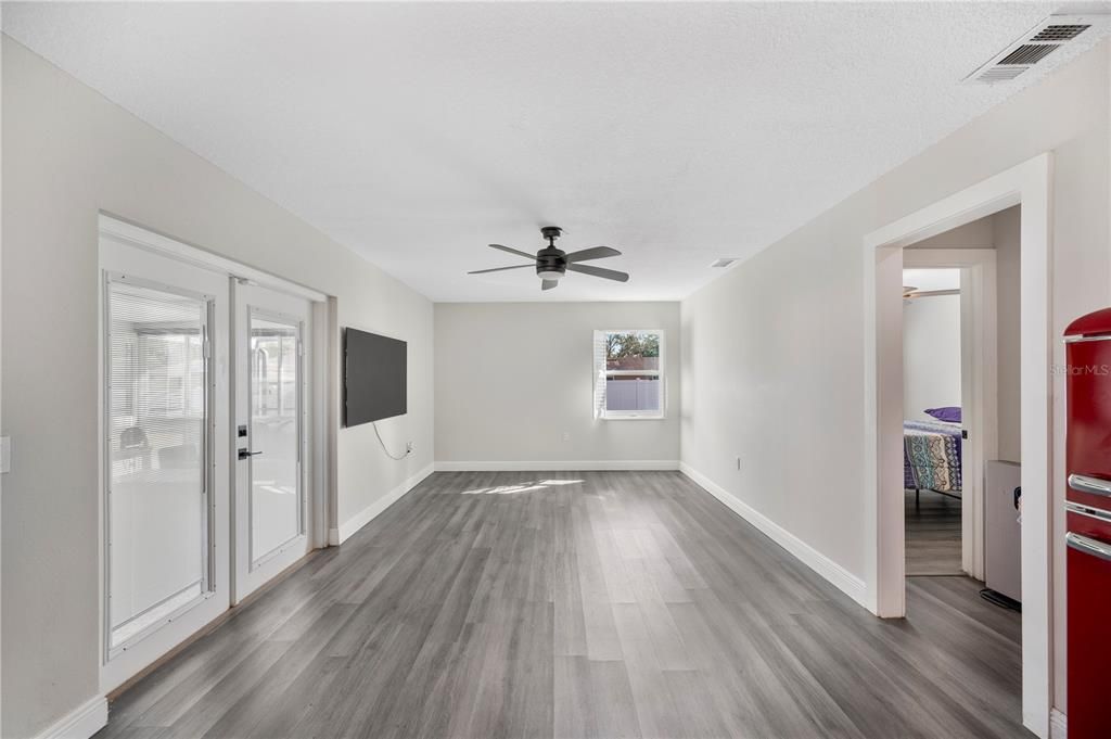 На продажу: $369,000 (3 спален, 2 ванн, 1491 Квадратных фут)