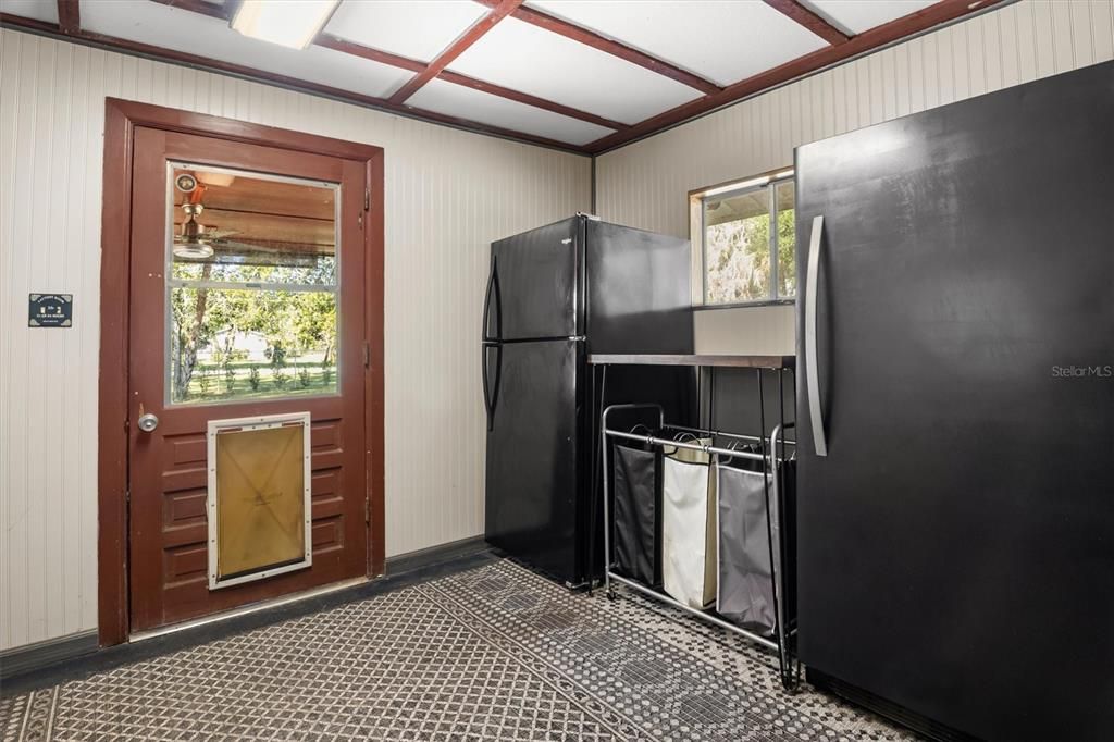 For Sale: $273,000 (3 beds, 2 baths, 1440 Square Feet)