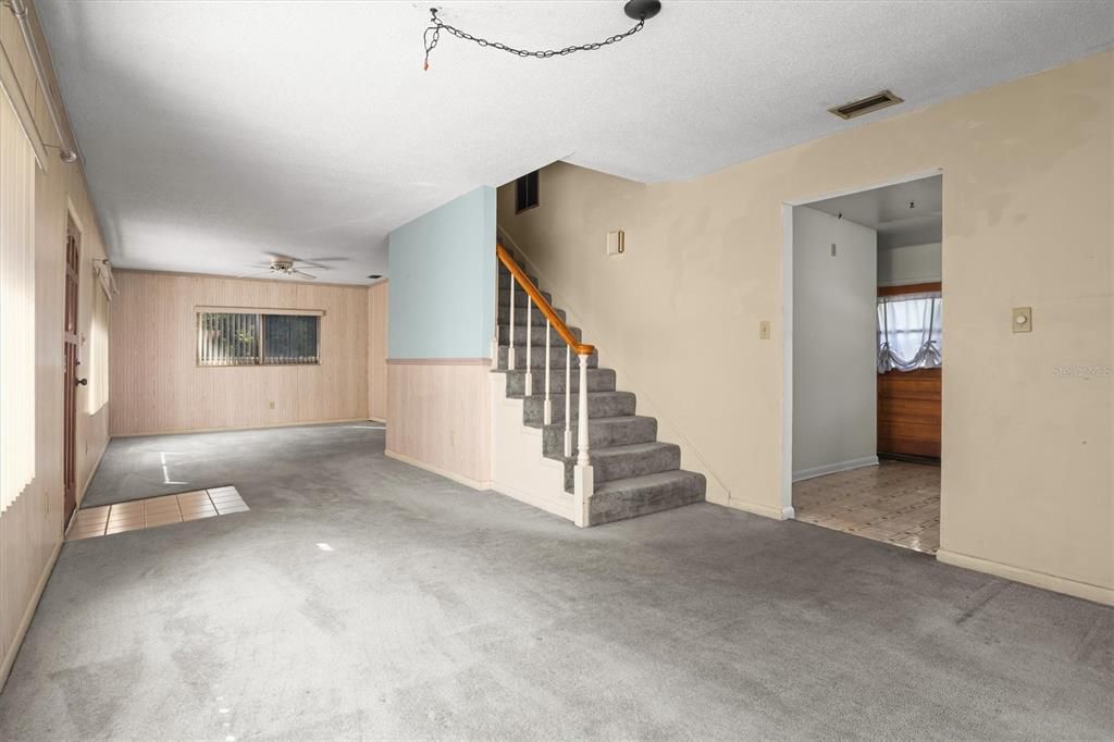 For Sale: $273,000 (3 beds, 2 baths, 1440 Square Feet)