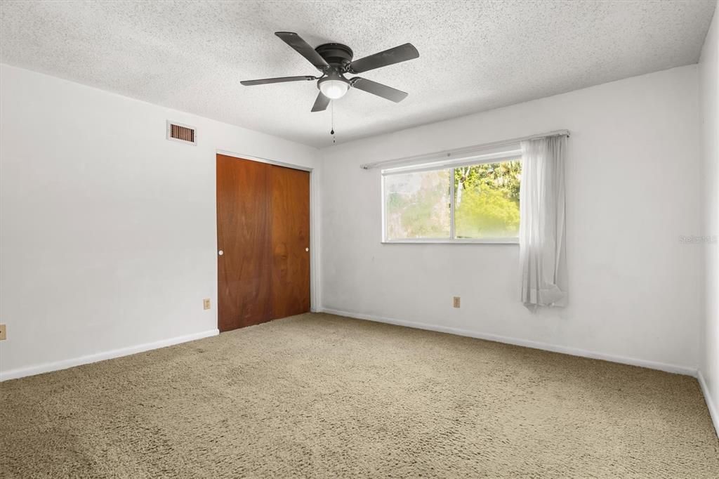 For Sale: $273,000 (3 beds, 2 baths, 1440 Square Feet)