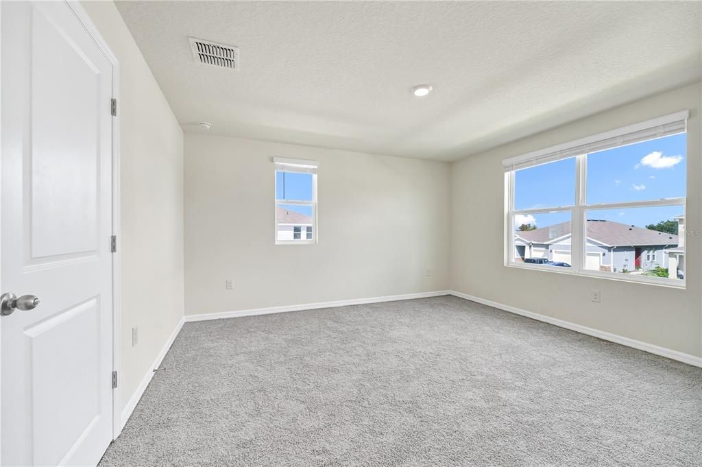 В аренду: $1,950 (3 спален, 2 ванн, 1551 Квадратных фут)