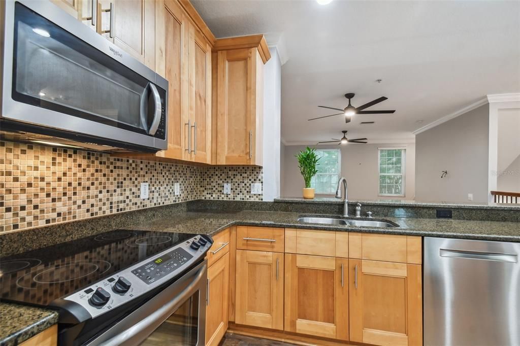 For Rent: $3,850 (3 beds, 2 baths, 1844 Square Feet)