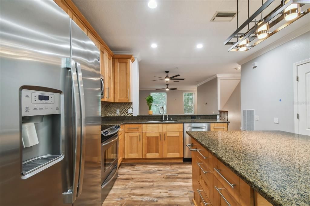 For Rent: $3,850 (3 beds, 2 baths, 1844 Square Feet)