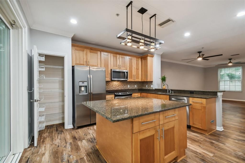 For Rent: $3,850 (3 beds, 2 baths, 1844 Square Feet)