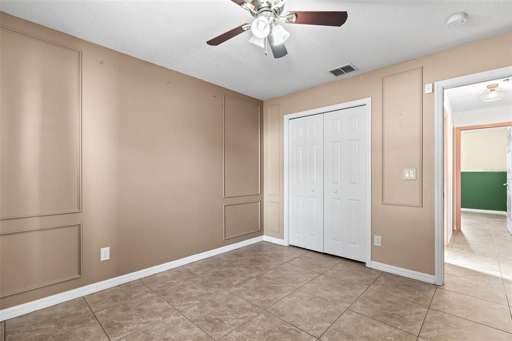 Под контрактом: $370,000 (3 спален, 2 ванн, 1499 Квадратных фут)