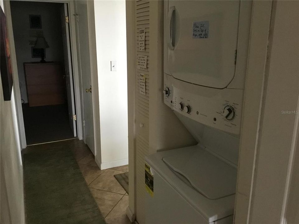 For Rent: $4,500 (2 beds, 2 baths, 1080 Square Feet)