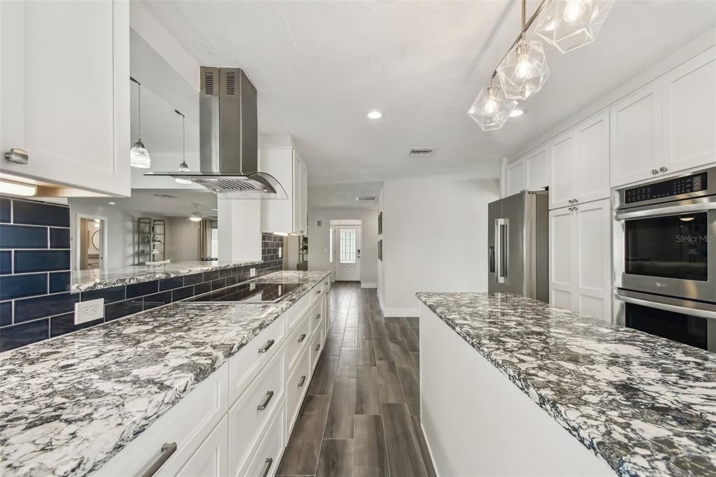 待售: $1,850,000 (3 贝兹, 2 浴室, 2298 平方英尺)