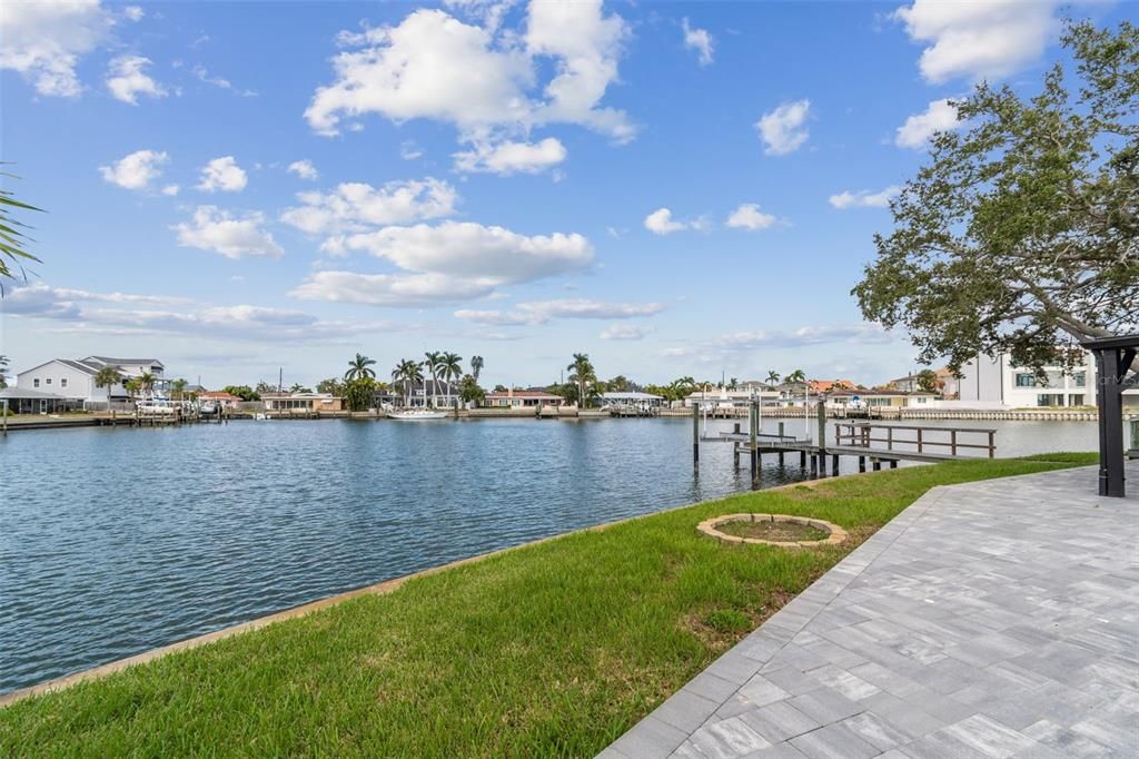 待售: $1,850,000 (3 贝兹, 2 浴室, 2298 平方英尺)